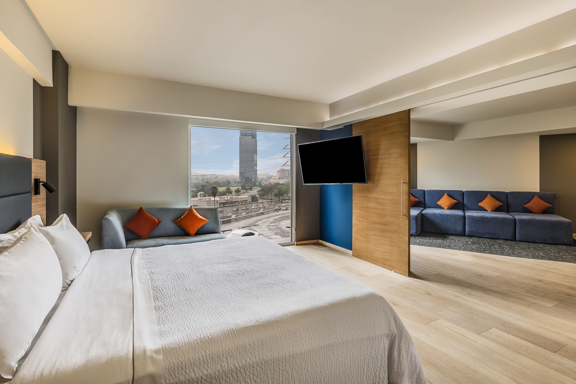 AMPLIAS HABITACIONES