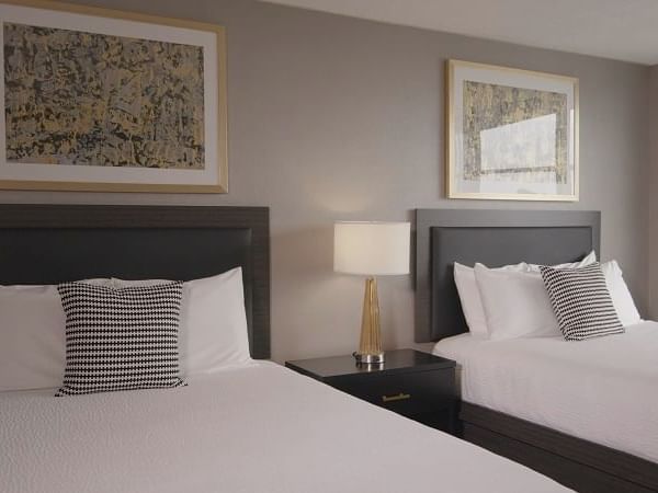 Queen Accessible Bedroom with Bathtub at Capitol Skyline Hotel
