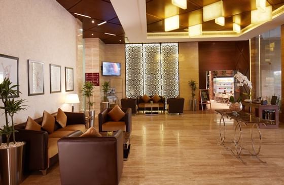 Treppan Hotel and Suites Lobby