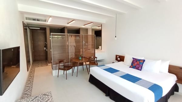 Large bed in Master Suite at Cuernavaca Curamoria Collection