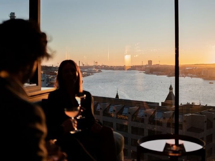 View Skybar & Restaurant Hotel Riverton