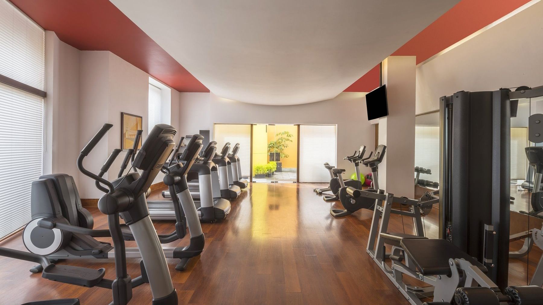 Interior of a fully equipped gym at Grand Fiesta Americana