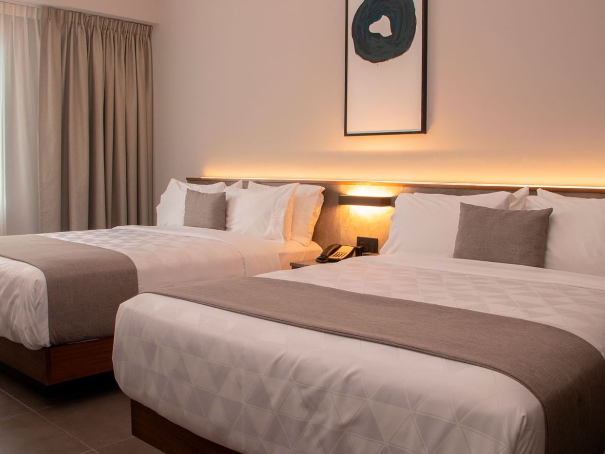 Beds, Deluxe Room Two-Queen Ocean View, Viaggio Resort Mazatlan