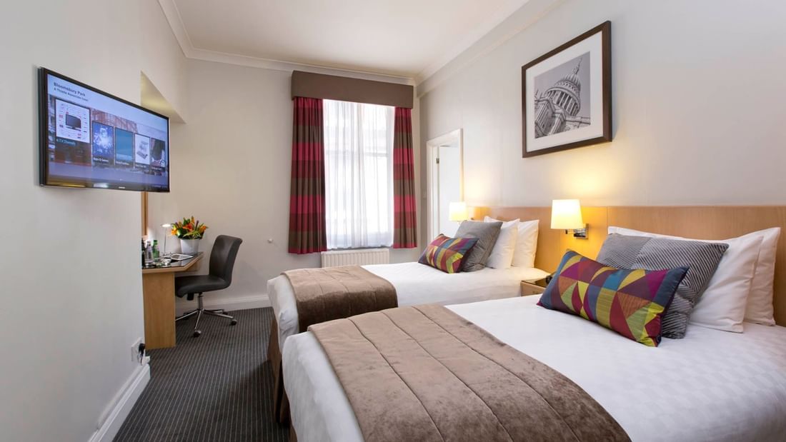 2 Comfy beds in Standard Twin Room at Thistle Bloomsbury Park