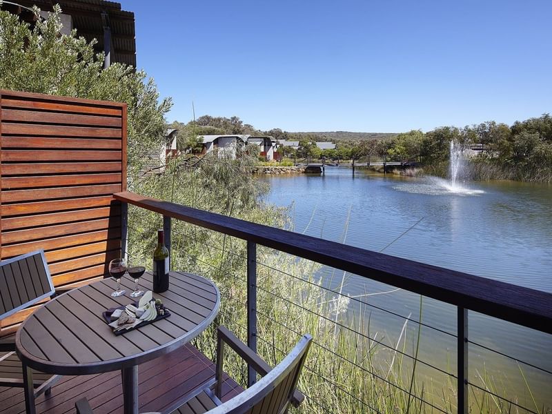 Pullman Resort Bunker Bay Studio lake view