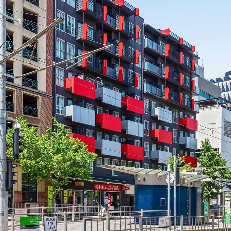 Student Living - 740 Swanston