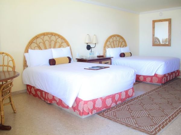Princesa Double with two beds at Mundo Imperial