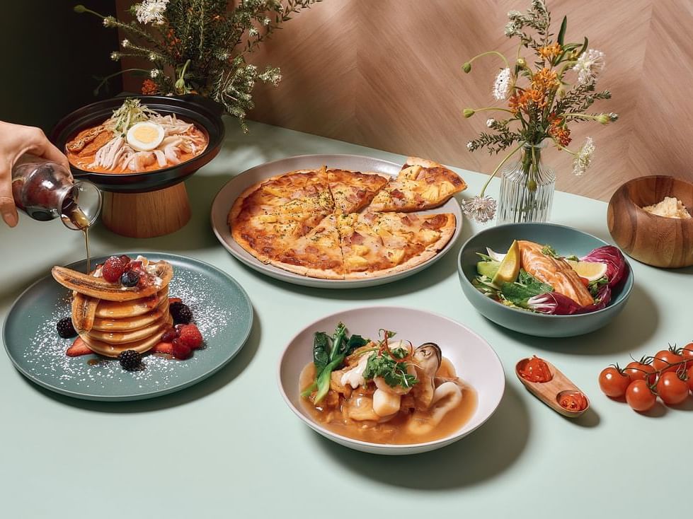 Waffles, pizza & dishes in Café Mosaic at Carlton Hotel Singapore