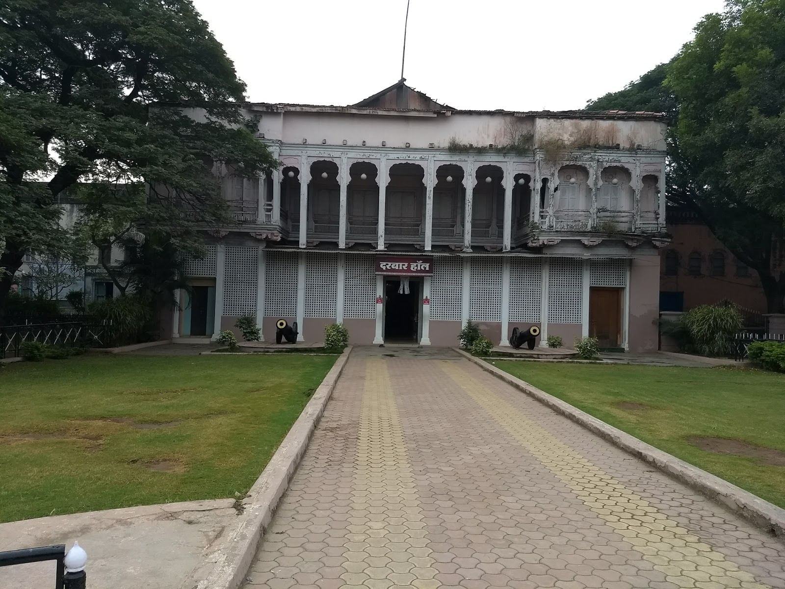 Sangli Fort exterior view near Eastin Hotels