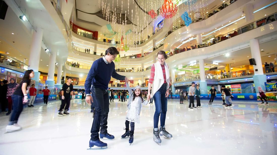 Sunway Pyramid Ice Skating Rink close to Sunway Resort Hotel & Spa