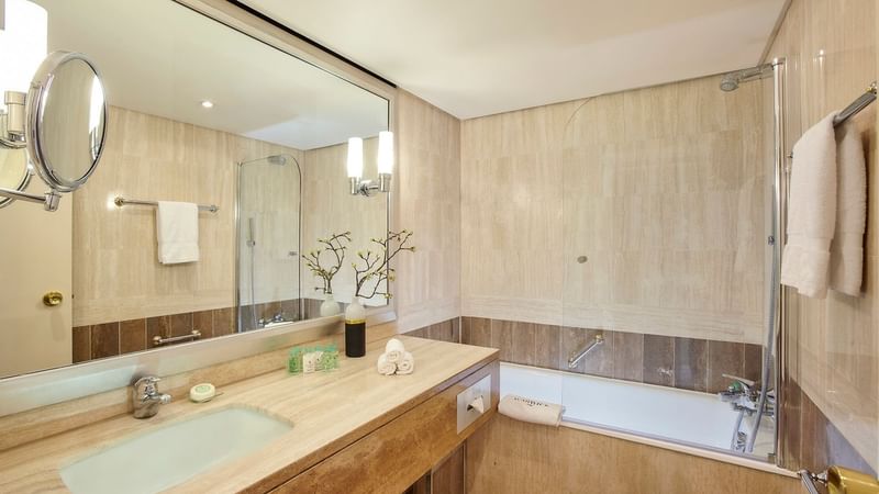 Bathroom in Superior Room at Warwick Paris Champs Elysées