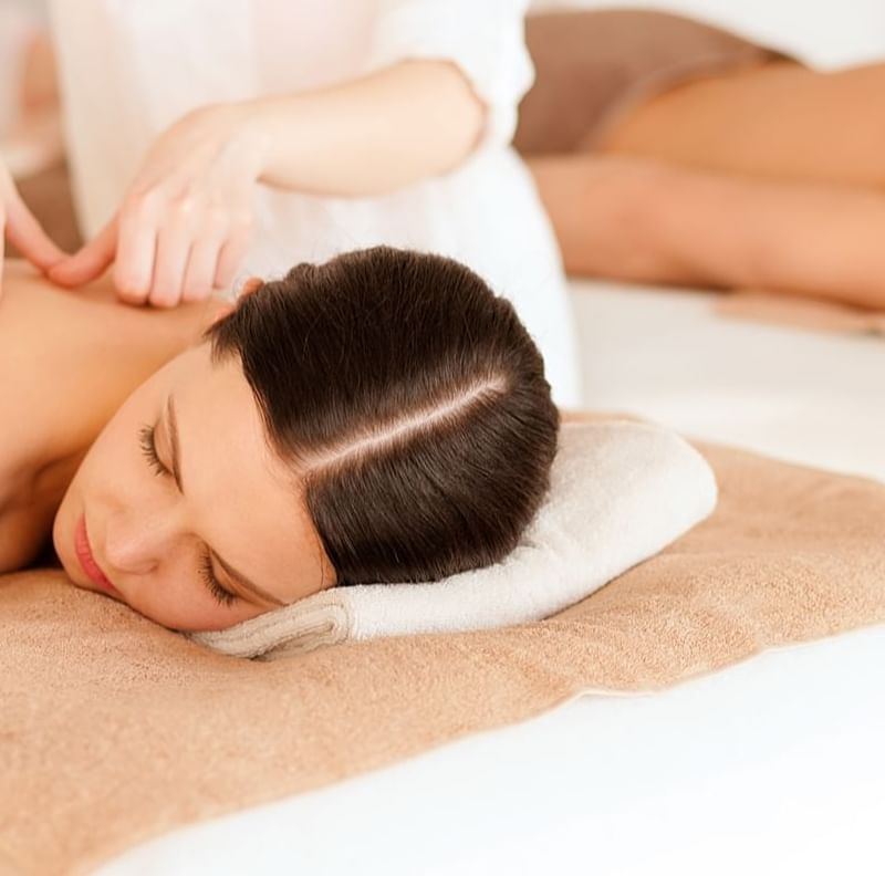 couples massages available