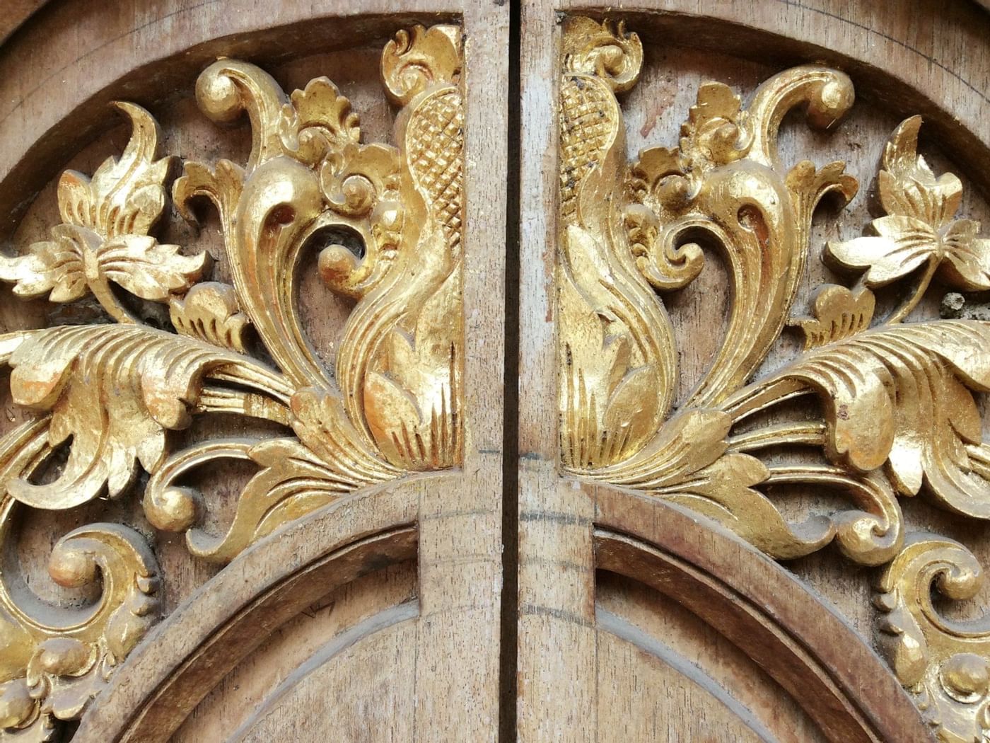 Close-up of gate in Baroque Museum near Grand Fiesta Americana