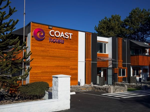 Exterior of Coast Metro Vancouver Hotel