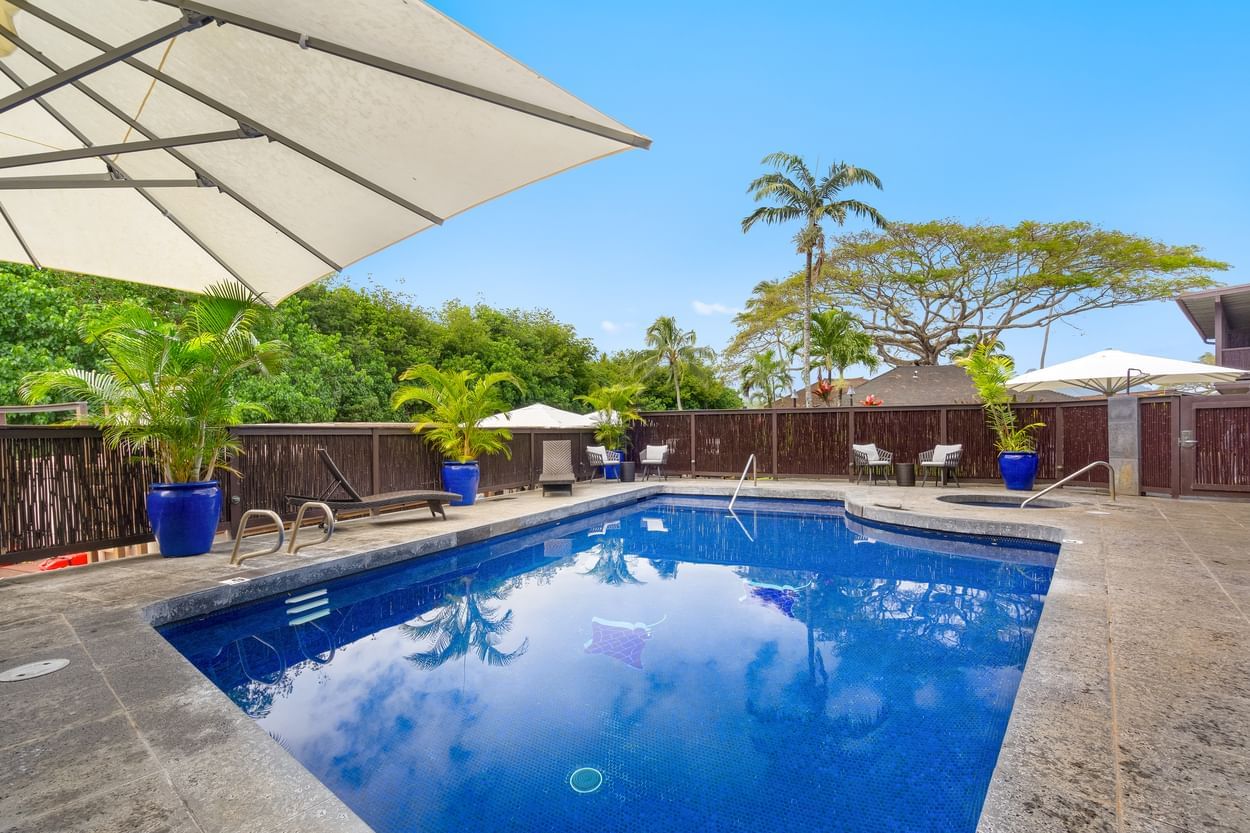 Paradise Bay Resort - Oahu Resorts