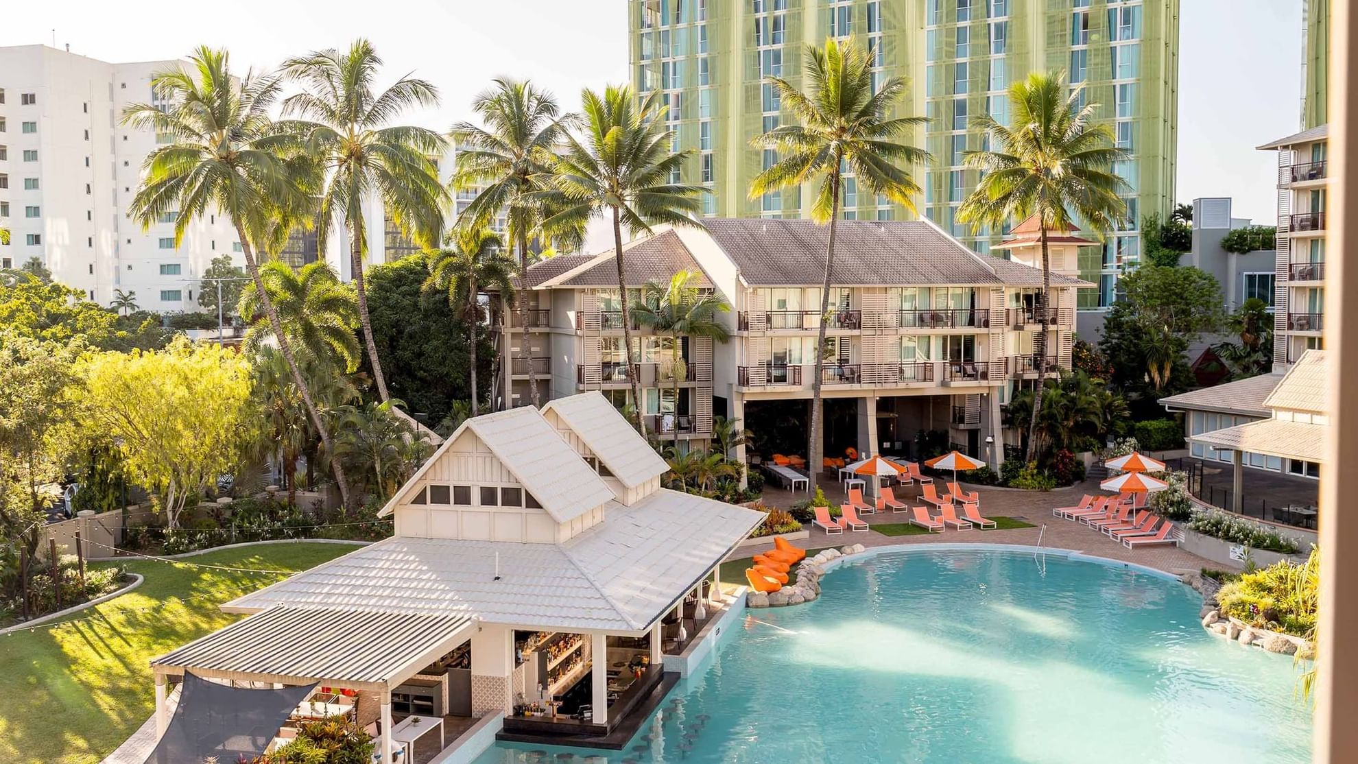 Novotel-Cairns-Oasis-Resort-Standard-Room-Pool-Balcony