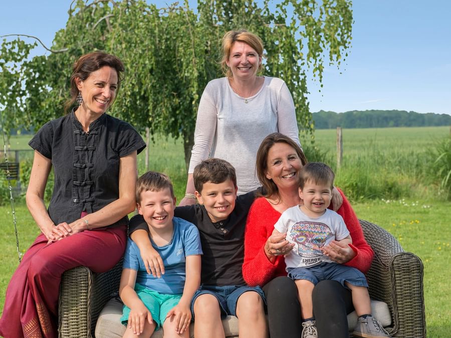 An image of a family at Domaine de Bellevue