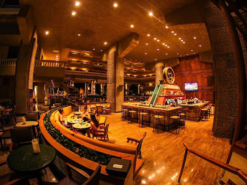 Interior view of Laguna Bar at Princess Mundo Imperial