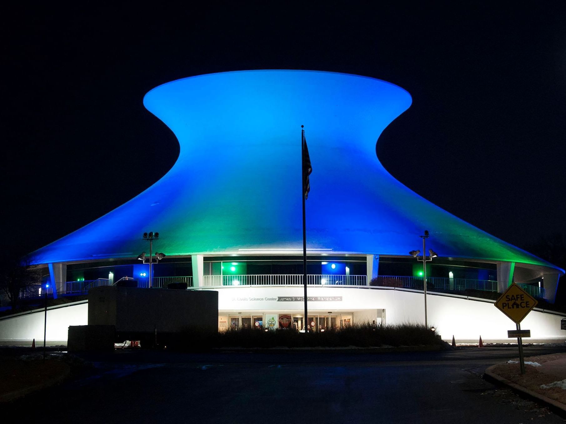 Saint Louis Science Center near The Wildwood Hotel