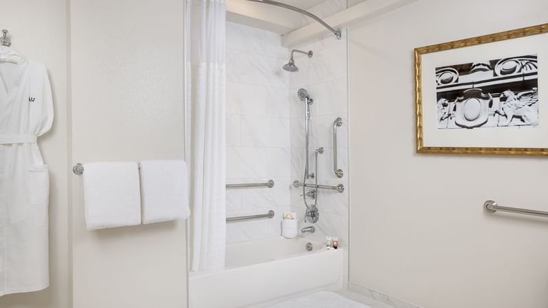 Shower of the Accessible Classic King/Double at Warwick Melrose Dallas