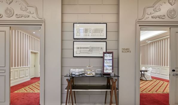 Private Meeting Room Foyer at Titanic Gendarmenmarkt Berlin