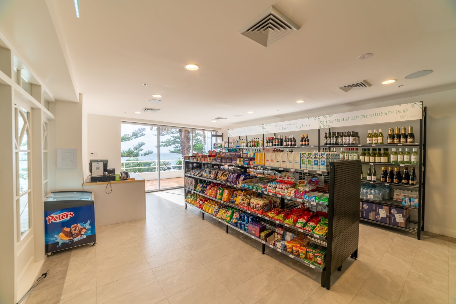 Novotel Wollongong Northbeach Store Facilities 