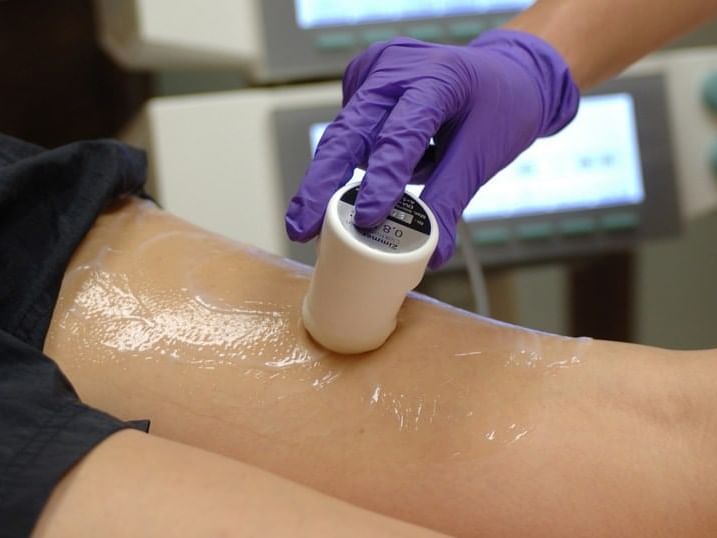 Close-up of doing an electrotherapy at Ana Hotels Europa