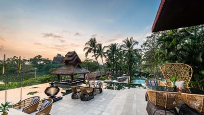 Sunset view of Lobby Lounge at Chatrium Hotel Royal Lake Yangon