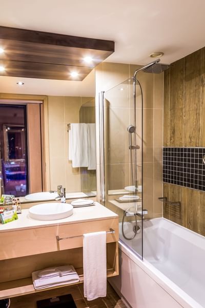 Bathroom with bathtub