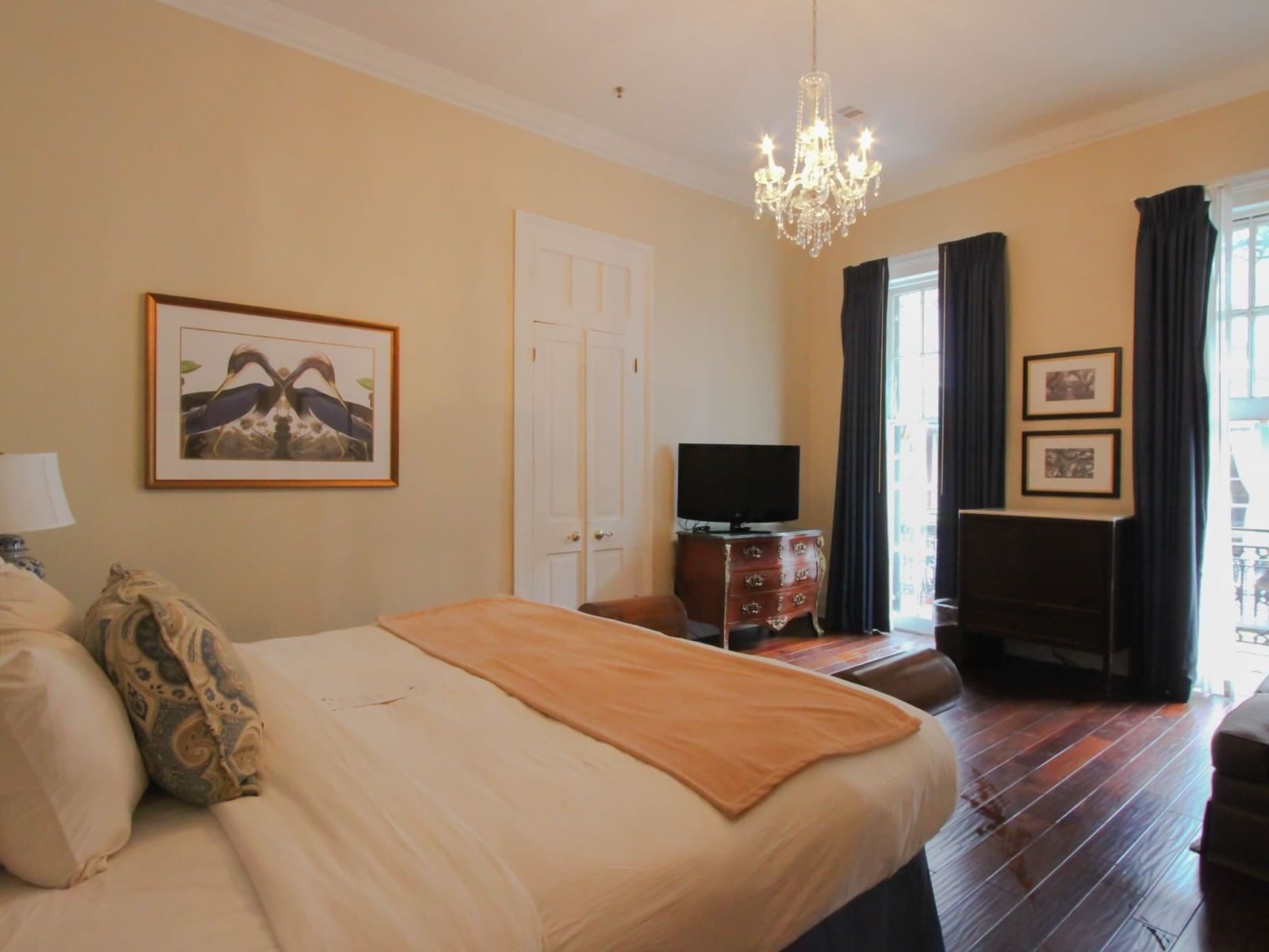 Historic King Room with one bed at Andrea Jackson Hotel
