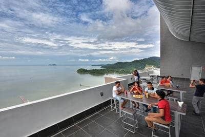 Photo Gallery - Dining (Sky Terrace) at Lexis Suites Penang 4