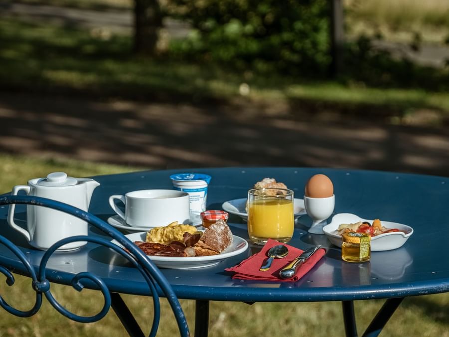 Breakfast served in Hotel Causse Comtal at The Originals Hotels