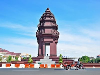 Exterior view of the Independence Monument near Sunway Hotel Phnom Penh