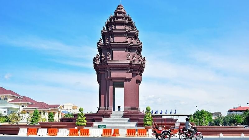 Exterior view of the Independence Monument near Sunway Hotel Phnom Penh