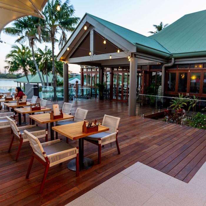 Novotel Sunshine Coast Resort Sola Bar