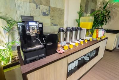 The buffet area served with varieties of beverages