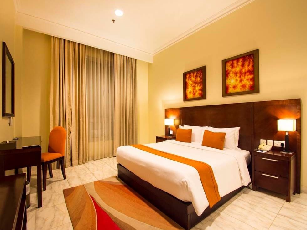 Interior view of One bedroom Apartment at City Seasons Hotels