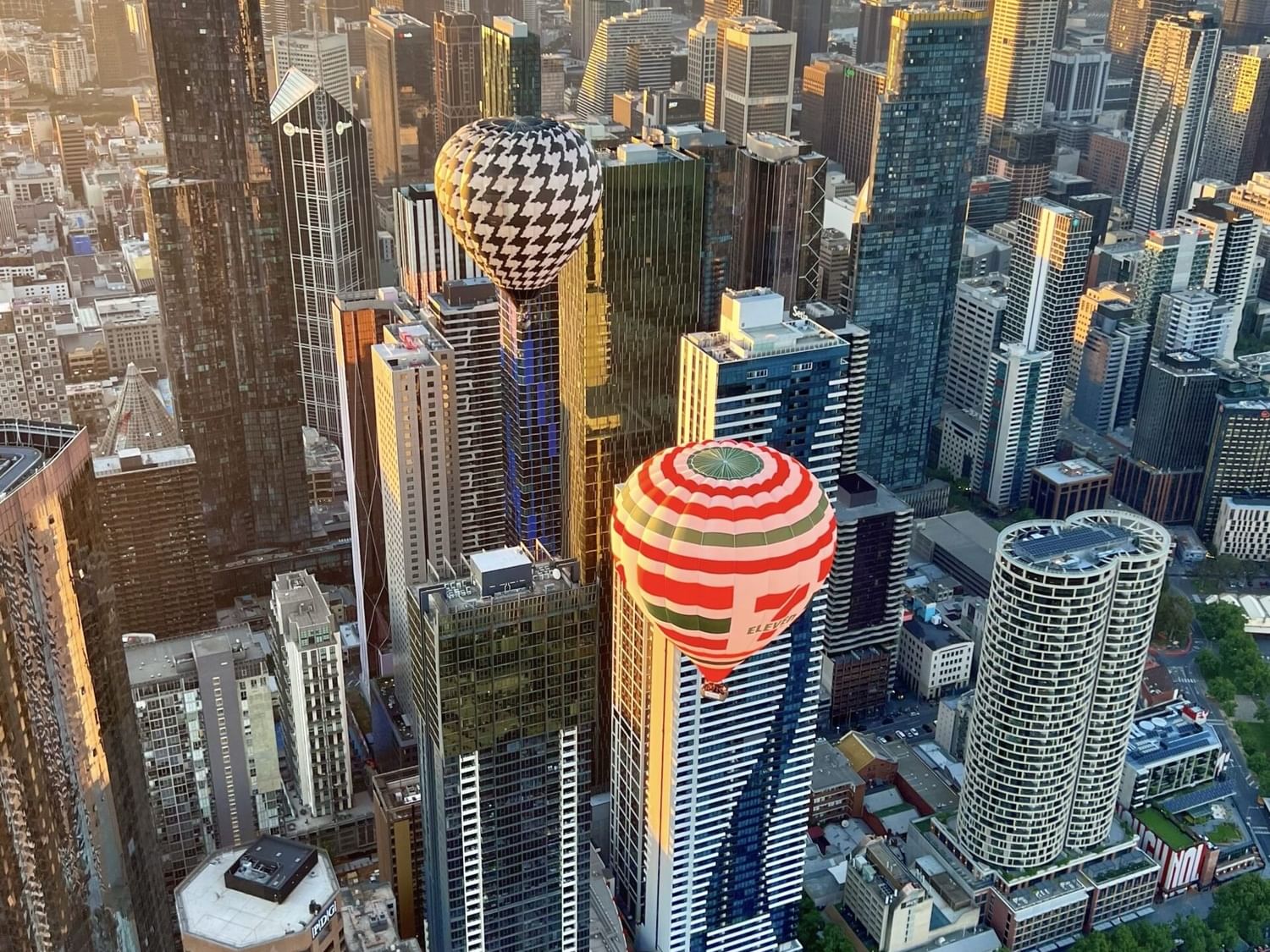 The Ultimate Sunrise Adventure with Global Ballooning and Pullman Melbourne on the Park