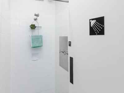 UniLodge @ UC - Buru Shower