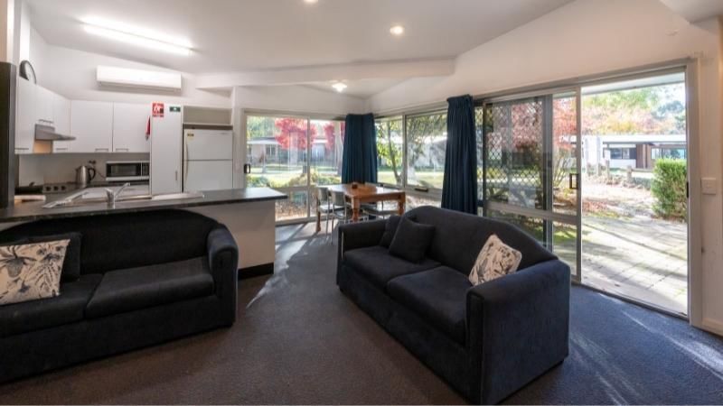 UniLodge Wodonga East End exterior