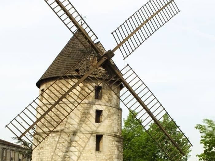 The Moulin de la Tour in Ivry-sur-Seine near Originals Hotels