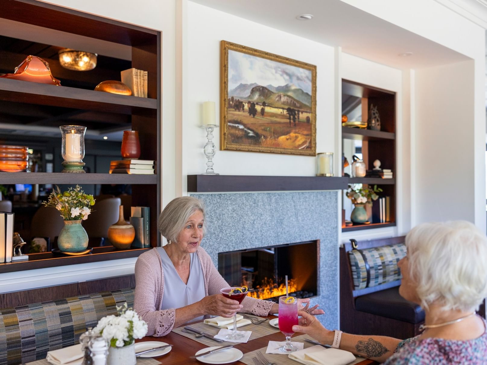 Dining in Ledges Restaurant 