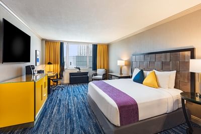 Bed & Lounge, Superior King Bed at E Central Downtown LA Hotel