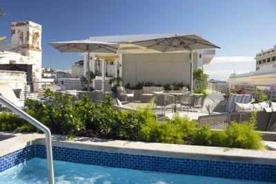 Pool and lounge area