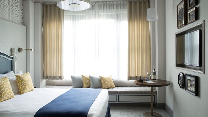 Interior of Deluxe queen room at the Warwick San Francisco