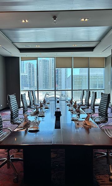 Arranged meeting room by the city view at Megapolis Hotel Panama