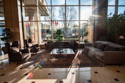 sitting area at eresin hotels topkapi