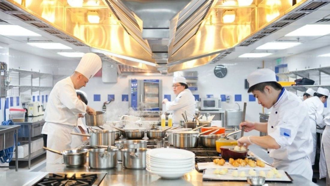 Chefs in the kitchen at Sunway University near Sunway Hotel