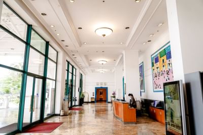 Spacious lobby featuring a wall painting at Hanoi Daewoo Hotel