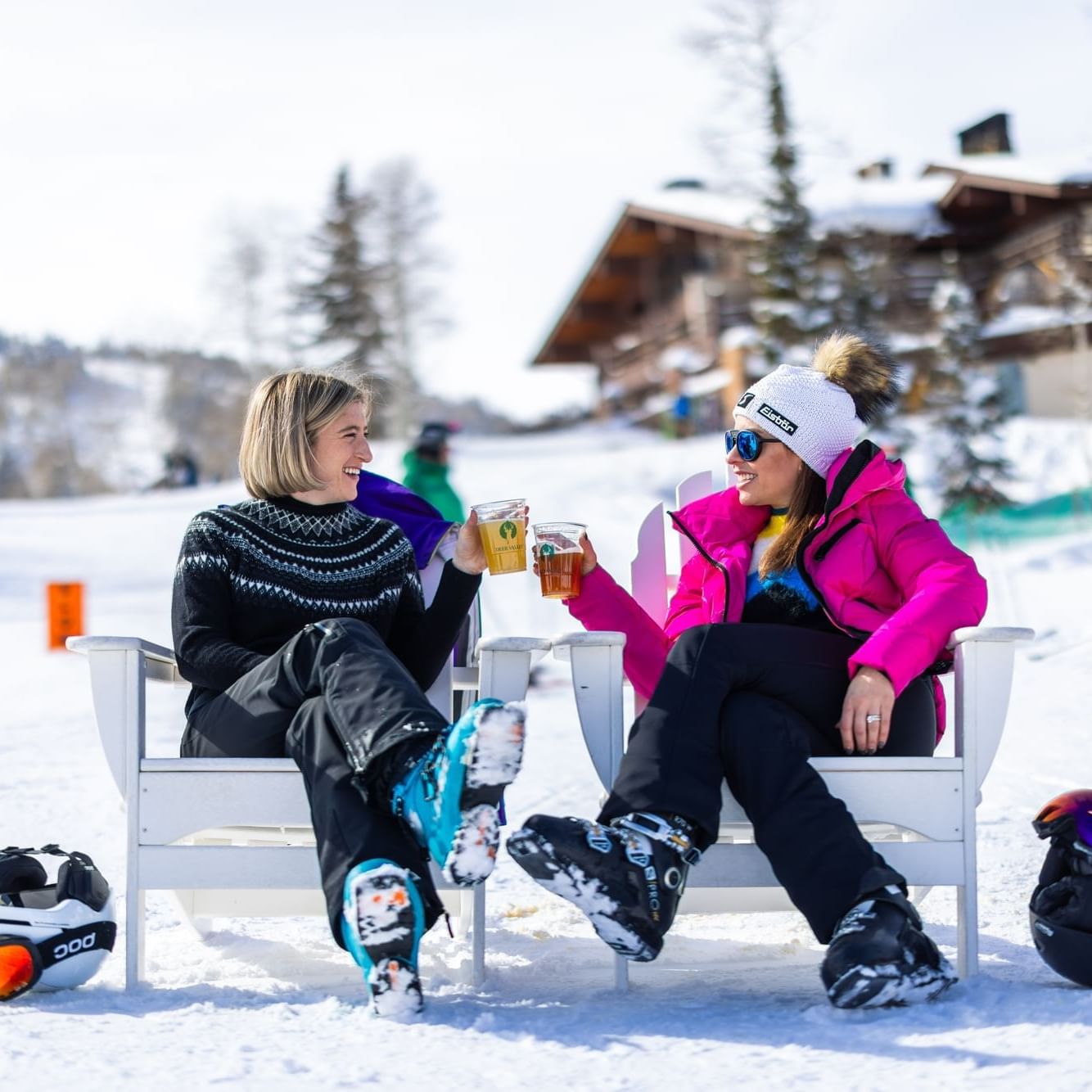 Deer Valley skiers having a beer